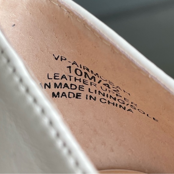 NEW 🌹 Vince Camuto White Pumps. US 10. - Picture 7 of 14